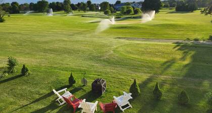 10 OUT OF 10! Nice 2+ bdrm home on Foxboro GC in Oregon.. 10 Minutes to Madison!