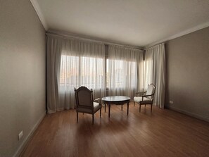 Interior - Cosy Nile view Rowers 3 bedroom condo (Giza Governorate)