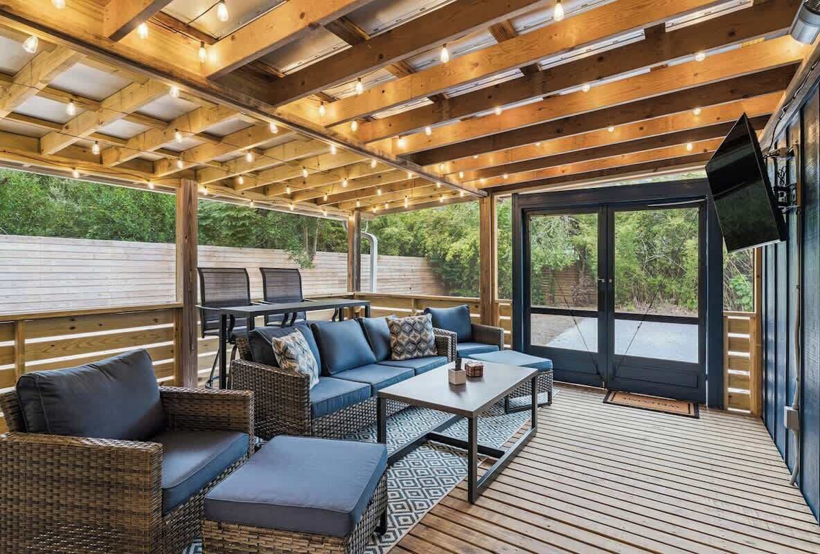 Smart TV, fireplace, printers