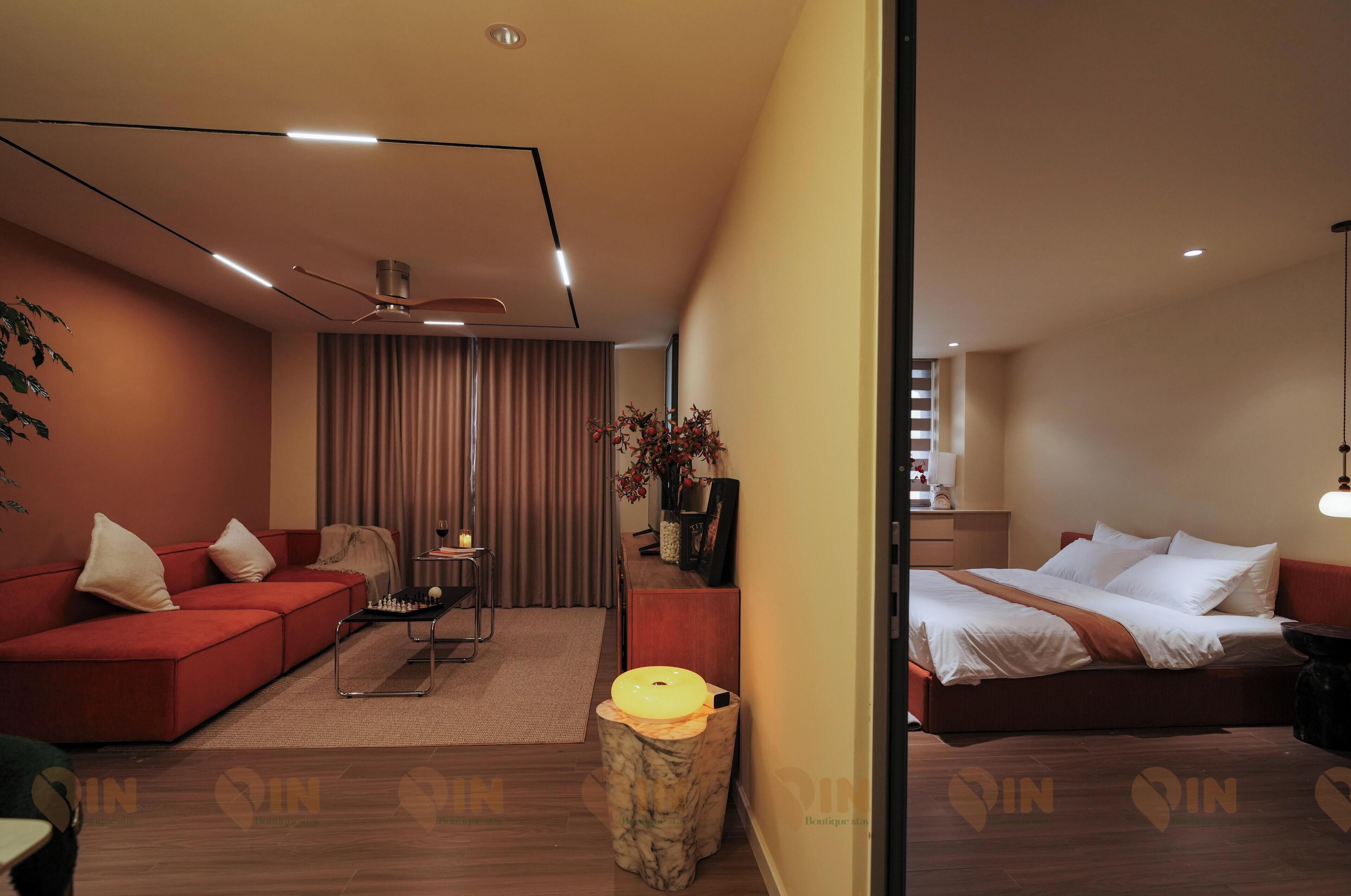 Luxury Penthouse, City View | Soundproofing, free WiFi, wheelchair access