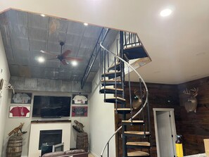 Interior - Mancave Ready for Rentals just in time for Ole Miss playoffs minutes from Oxford (Oxford)