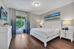 4 makuuhuonetta, tallelokero huoneessa, silitysrauta/-lauta