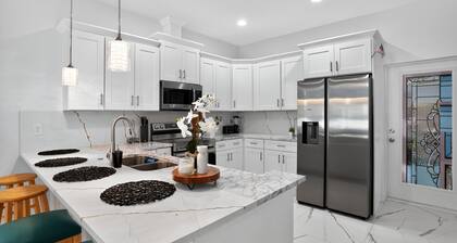 LUX Home MINS to Tampa General Hospital & Ybor Strip