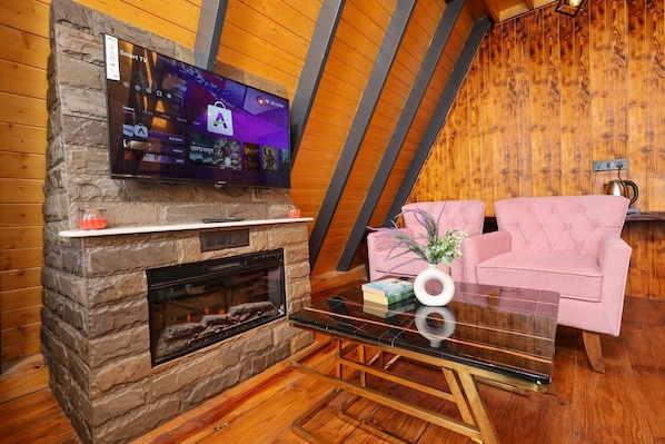 Biệt thự Cao cấp, ban công, quang cảnh núi | Khu phòng khách