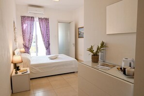 3 bedrooms, iron/ironing board, free WiFi, bed sheets - Il-qastna Holiday House-zejtun (Zejtun)
