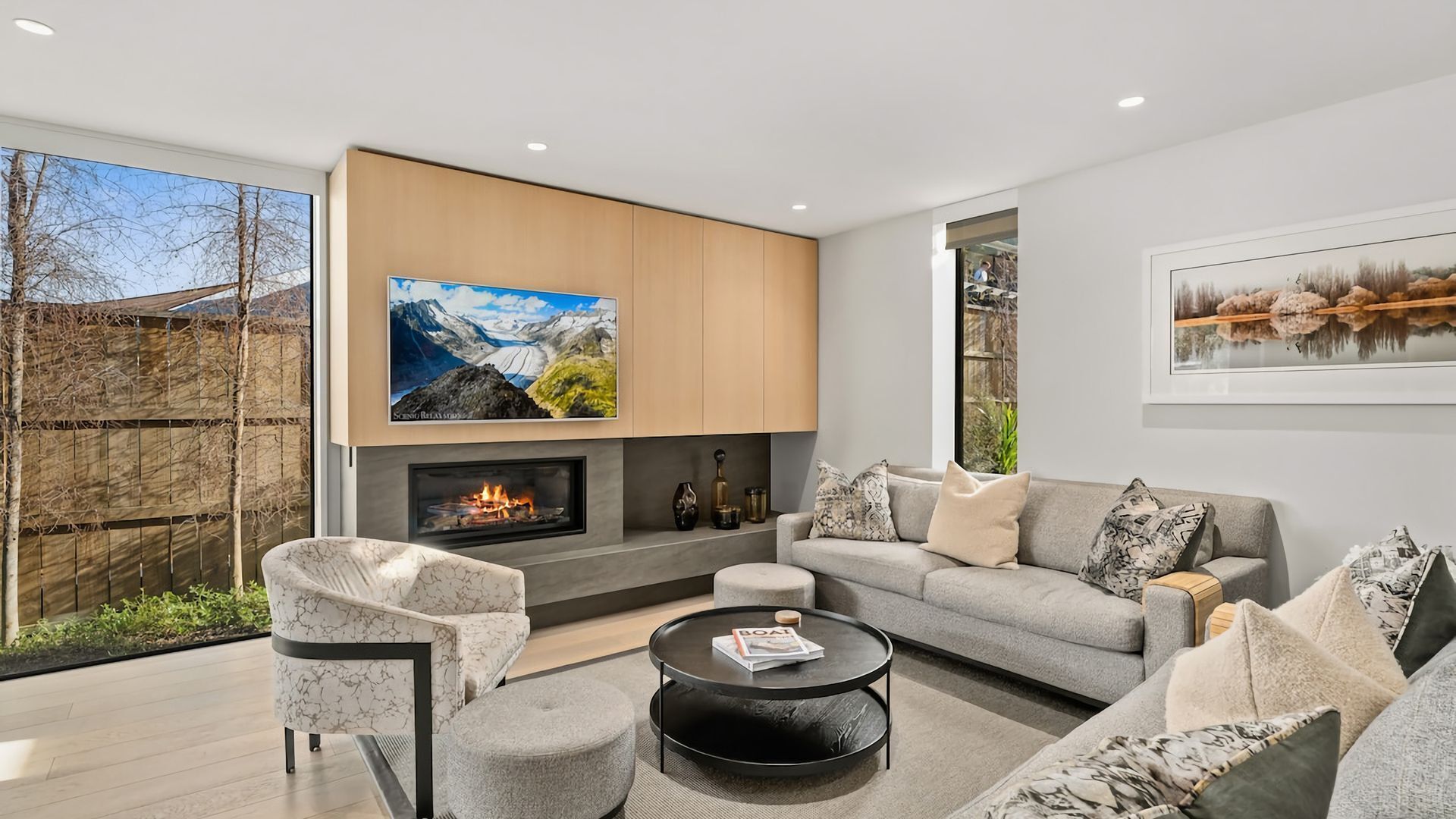 スマートテレビ、暖炉