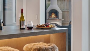 Interior - Central Queenstown Villa Spa (Queenstown)