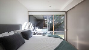 Iron/ironing board, WiFi - Apartment G3 3BR Near Queenstown Centre (Queenstown)