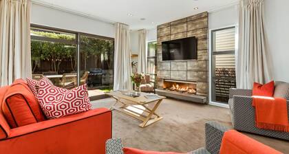 Central Queenstown 3 Bed Villa