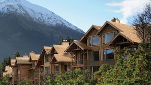 Exterior - Commonage Villa 2 Bedroom (Queenstown)