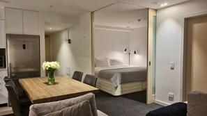 Bügeleisen/Bügelbrett, WLAN, Bettwäsche