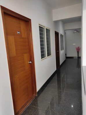 Interior detail - Hotel Royal Suites (Bengaluru)