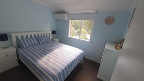 2 slaapkamers, een strijkplank/strijkijzer, gratis wifi