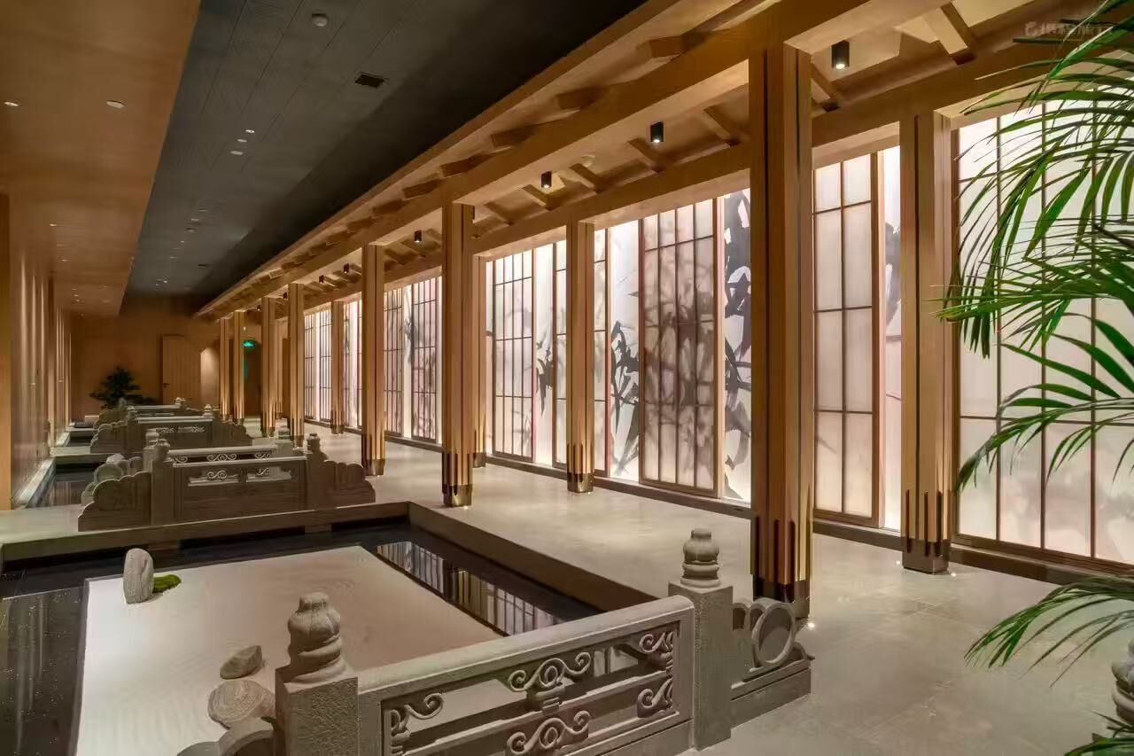 تفاصيل الفندق من الداخل