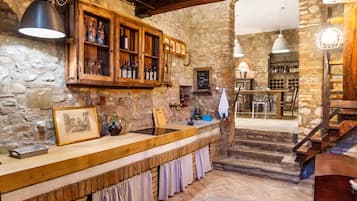 Bar (in der Unterkunft)