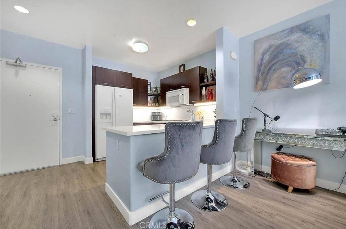 電子レンジ、オーブン、コンロ、食器洗い機