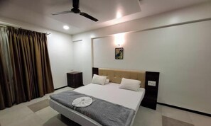 Deluxe Double Room, Mountain View | Desk, laptop workspace, free WiFi - Hotel Pride Executive (Satara)