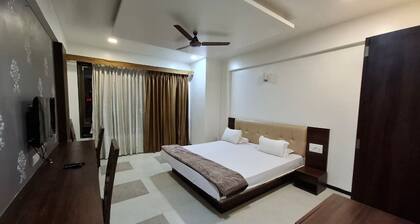 Hotel Pride Executive