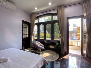 Deluxe Δίκλινο Δωμάτιο (Double), Μπαλκόνι, Θέα στην Πόλη | Δωρεάν Wi-Fi 