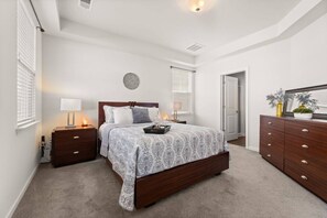 3 bedrooms, iron/ironing board, travel crib, free WiFi