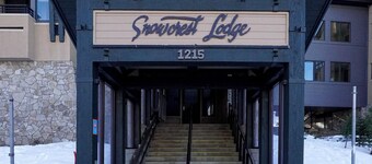 Gorgeous 2-bedroom condo steps from Kirkwood Mountain ski lift