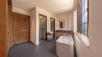 Kamar Double Senior, pemandangan kota | Bathtub spa pribadi