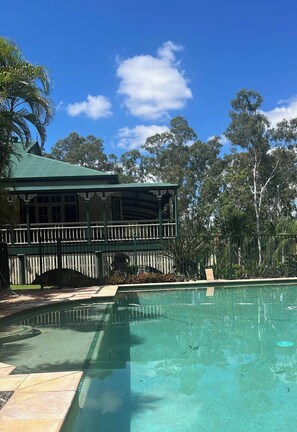 Pool - Roslyns Cottage Country Escape in Tambo (Tamborine)