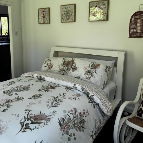 Roslyns Cottage Country Escape in Tambo
