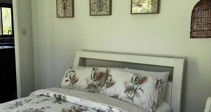 Roslyns Cottage Country Escape in Tambo