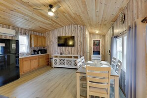 تناول الطعام