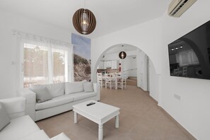 TV - Villa Kallidora, 4 BDR, Private Pool, Furnished Terrace, Ayia Napa, Cyprus (Famagusta)