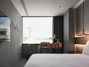 Down comforters, soundproofing, bed sheets - Miu Hostel (Tainan)
