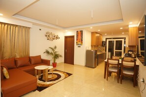 Habitació Deluxe, vistes a la muntanya | Sala d'estar