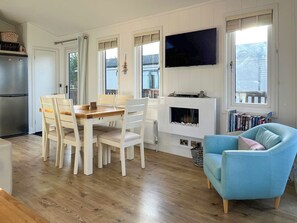Interior - 3 bedroom accommodation in Salcombe (Salcombe)