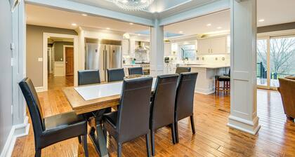 Great for Groups: Home 3 Mi to Dtwn Springfield!