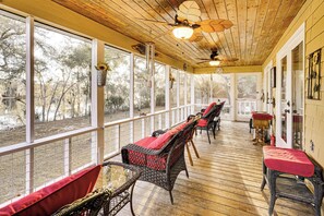 Terrace/patio - Dog-Friendly Home w/ Dock on Suwannee River! (Fanning Springs)