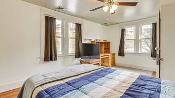 3 habitaciones, escritorio, internet y ropa de cama