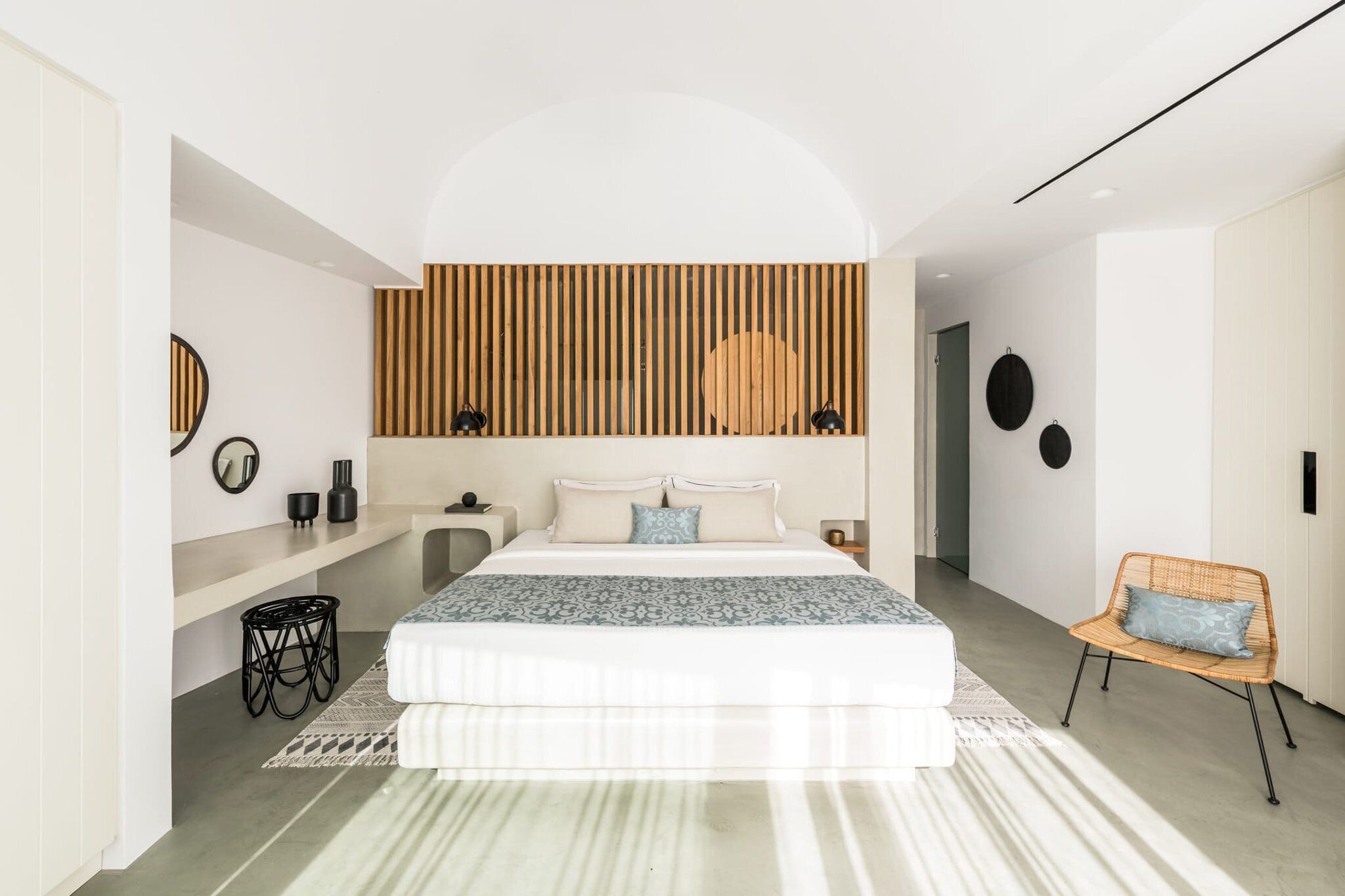 1 bedroom, in-room safe, iron/ironing board, free WiFi