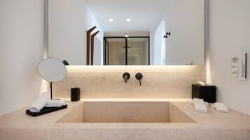 Shower, towels, soap, shampoo