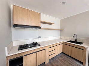 Standard-Villa, Poolblick | Eigene Küche