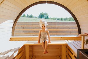 House | Spa treatment - A Spacious House With a Sauna (gmina Stężyca)