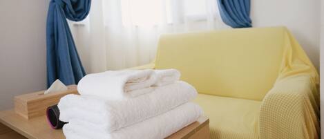 Comfort Triple Room, 1 King Bed with Sofa bed, Non Smoking, Kitchenette | Blackout drapes, free WiFi