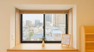 Senior Double or Twin Room, Multiple Beds, Non Smoking, Balcony | Living room