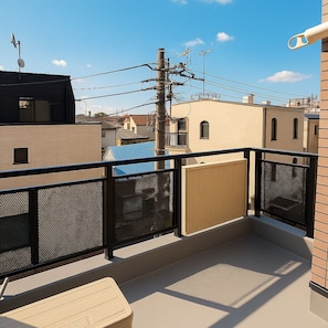 Senior Double or Twin Room, Berbilang Katil, Non Smoking, Balcony | Ruang tamu