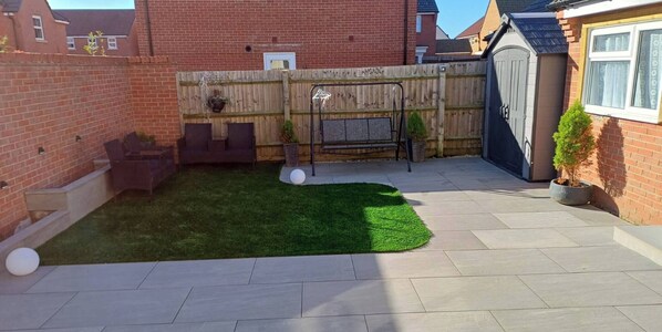 Exterior - Newly Built Home Away From Home (Peterborough)