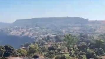 Pemandangan kota dari properti