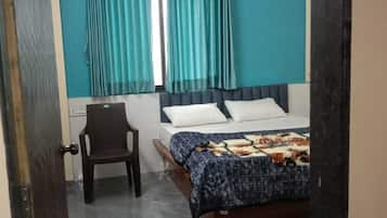 Villa, Bergblick | Zustellbetten, Bettwäsche