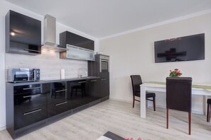 Microwave, oven, stovetop, dishwasher - Vacation apartment in a beautiful, quiet location, away from the hustle and bustle, child-friendly (Heringsdorf)