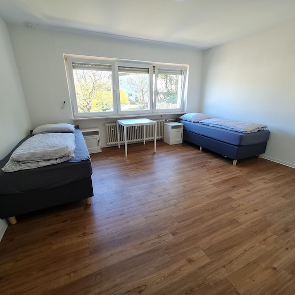 Tabla de planchar con plancha y wifi gratis 