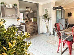 Living Room - Reetgedecktes Ferienhaus Seelchen by Interhome (Neuendorf-Usedom)
